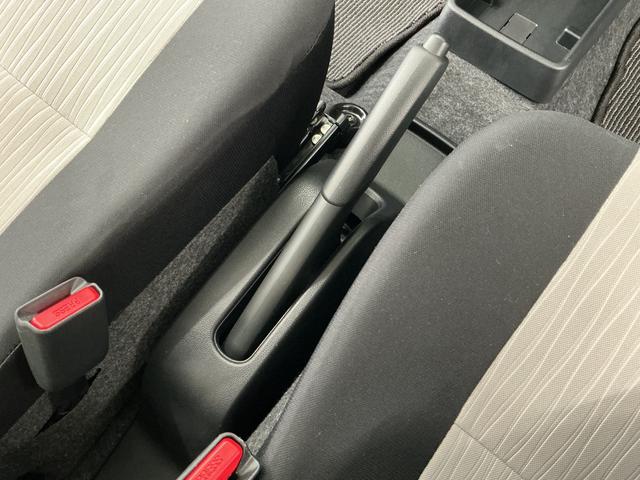 ミライースL SAIII 前後コーナーセンサー キーレスエントリー走行無制限1年保証 前後コーナーセンサー オートハイビーム アイドリングストップ キーレスエントリー 横滑り防止装置 オートライト ヘッドライトレベライザー アクセサリーソケット スマートアシスト(兵庫県)の中古車