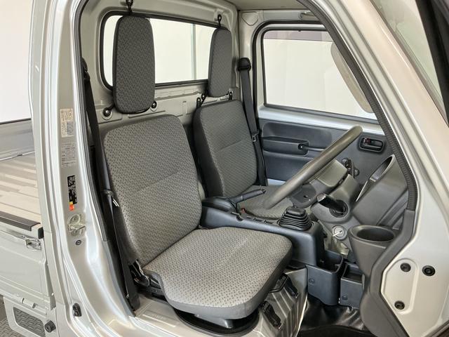 キャリイトラックＫＣエアコン・パワステ　４ＷＤ　５ＭＴ　禁煙　ナビ　３方開１年保証　４ＷＤ　禁煙車　バックカメラ　ＭＴ車　ナビ　ＤＶＤ　３方開　ゲートプロテクター　ドアバイザー　ヘッドライトレベライザー　マニュアルエアコン　スペアタイヤ　ラバーフロアマット（兵庫県）の中古車