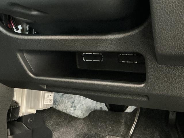 ムーヴRS ターボ クルコン 両側電動スライド コーナーセンサー走行無制限1年保証 両側電動スライドドア アダプティブクルーズコントロール コーナーセンサー オートハイビーム LEDヘッドライト オートブレーキホールド スマートキー 15インチ純正アルミホイール(兵庫県)の中古車