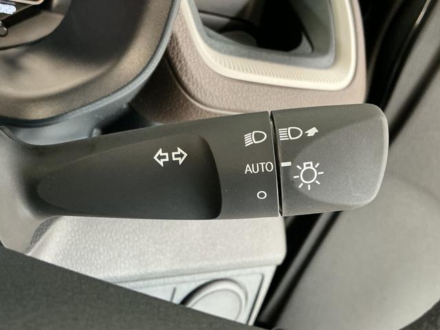 ムーヴＬ　前後コーナーセンサー　ＬＥＤヘッドライト　キーレス走行無制限１年保証　前後コーナーセンサー　オートハイビーム　ＬＥＤヘッドライト　アイドリングストップ　キーレスエントリー　横滑り防止装置　オートライト　ヘッドライトレベライザー　ＵＳＢチャージャー（兵庫県）の中古車