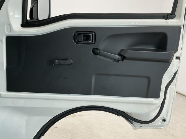 ハイゼットトラックハイルーフ　ナビＴＶ　ＥＴＣ　バックカメラ　ＡＴ車　ＵＳＢ１年保証　ナビＴＶ　ＥＴＣ　バックカメラ　ＡＴ車　ＤＶＤ　ＵＳＢ接続　Ｂｌｕｅｔｏｏｔｈ　３方開　ドアバイザー　ヘッドライトレベライザー　アクセサリーソケット　マニュアルエアコン　ラバーフロアマット（兵庫県）の中古車