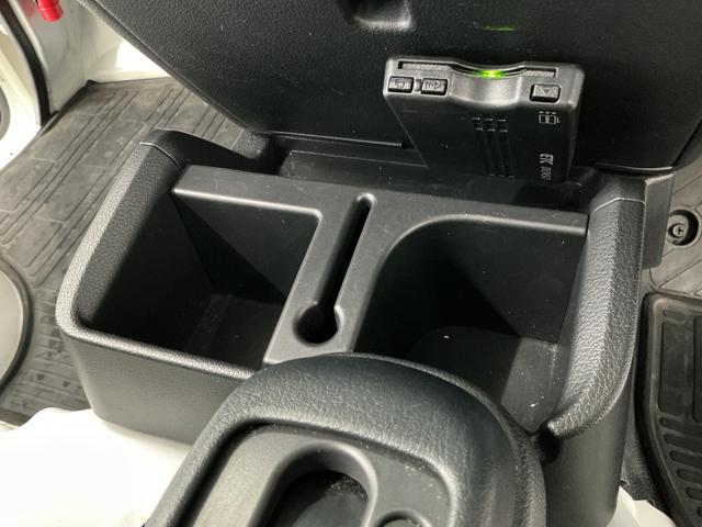 ハイゼットトラックハイルーフ　ナビＴＶ　ＥＴＣ　バックカメラ　ＡＴ車　ＵＳＢ１年保証　ナビＴＶ　ＥＴＣ　バックカメラ　ＡＴ車　ＤＶＤ　ＵＳＢ接続　Ｂｌｕｅｔｏｏｔｈ　３方開　ドアバイザー　ヘッドライトレベライザー　アクセサリーソケット　マニュアルエアコン　ラバーフロアマット（兵庫県）の中古車