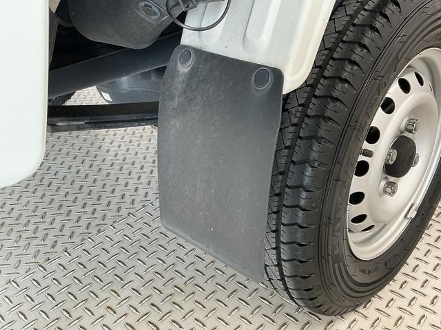ハイゼットトラックハイルーフ　ナビＴＶ　ＥＴＣ　バックカメラ　ＡＴ車　ＵＳＢ１年保証　ナビＴＶ　ＥＴＣ　バックカメラ　ＡＴ車　ＤＶＤ　ＵＳＢ接続　Ｂｌｕｅｔｏｏｔｈ　３方開　ドアバイザー　ヘッドライトレベライザー　アクセサリーソケット　マニュアルエアコン　ラバーフロアマット（兵庫県）の中古車