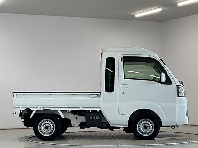 ハイゼットトラックジャンボＳＡIIIｔ　４ＷＤ　５ＭＴ　ナビＴＶ　バックカメラ１年保証　４ＷＤ　ナビＴＶ　バックカメラ　ＭＴ車　３方開　荷台作業灯　荷台マット　ゲートプロテクター　ＬＥＤヘッドライト　キーレスエントリー　横滑り防止装置　ドアバイザー　デフロック　フォグランプ（兵庫県）の中古車