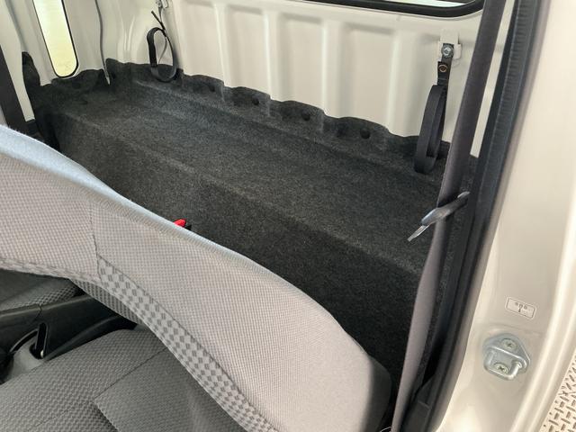 ハイゼットトラックジャンボＳＡIIIｔ　４ＷＤ　５ＭＴ　ナビＴＶ　バックカメラ１年保証　４ＷＤ　ナビＴＶ　バックカメラ　ＭＴ車　３方開　荷台作業灯　荷台マット　ゲートプロテクター　ＬＥＤヘッドライト　キーレスエントリー　横滑り防止装置　ドアバイザー　デフロック　フォグランプ（兵庫県）の中古車