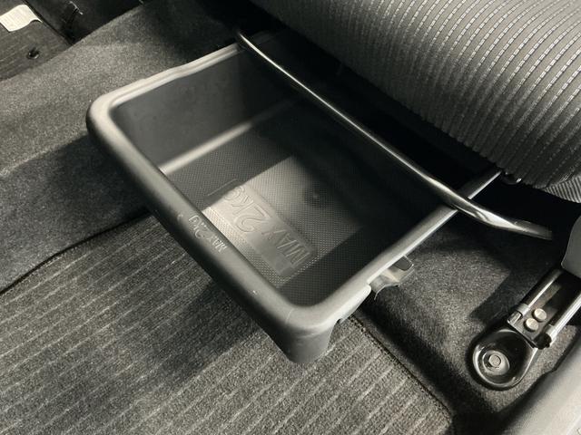 ムーヴカスタム　Ｘリミテッド　ＳＡIII　ナビ　パノラマモニター１年保証　ナビ　ＥＴＣ　パノラマモニター　運転席シートヒーター　ＴＶ　ＵＳＢ接続　Ｂｌｕｅｔｏｏｔｈ　オートハイビーム　ＬＥＤヘッドライト　横滑り防止装置　スマートキー　１４インチ純正アルミホイール（兵庫県）の中古車