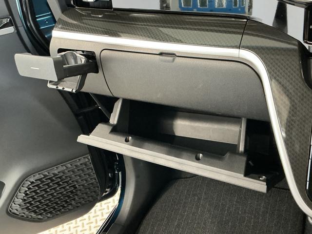 ムーヴカスタム　Ｘリミテッド　ＳＡIII　ナビ　パノラマモニター１年保証　ナビ　ＥＴＣ　パノラマモニター　運転席シートヒーター　ＴＶ　ＵＳＢ接続　Ｂｌｕｅｔｏｏｔｈ　オートハイビーム　ＬＥＤヘッドライト　横滑り防止装置　スマートキー　１４インチ純正アルミホイール（兵庫県）の中古車