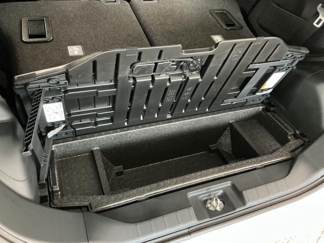 タントカスタムＲＳ　ターボ　９インチディスプレイオーディオ　ＵＳＢ１年保証　９インチディスプレイオーディオ　バックカメラ　両側電動スライドドア　前後コーナーセンサー　前席シートヒーター　ＵＳＢ接続　Ｂｌｕｅｔｏｏｔｈ　オートハイビーム　１５インチ純正アルミホイール（兵庫県）の中古車