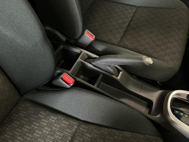 フィット13G・Fパッケージ 禁煙車 ワンオーナー ナビTV ETC1年保証 禁煙車 ワンオーナー ナビTV ETC バックカメラ 後席モニター Bluetooth スマートキー プッシュスタート 横滑り防止装置 オートライト オートエアコン ドアバイザー(兵庫県)の中古車