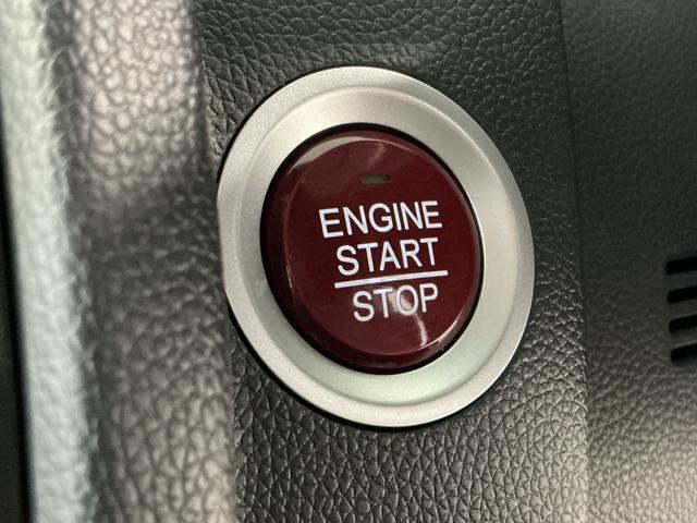 フィット13G・Fパッケージ 禁煙車 ワンオーナー ナビTV ETC1年保証 禁煙車 ワンオーナー ナビTV ETC バックカメラ 後席モニター Bluetooth スマートキー プッシュスタート 横滑り防止装置 オートライト オートエアコン ドアバイザー(兵庫県)の中古車