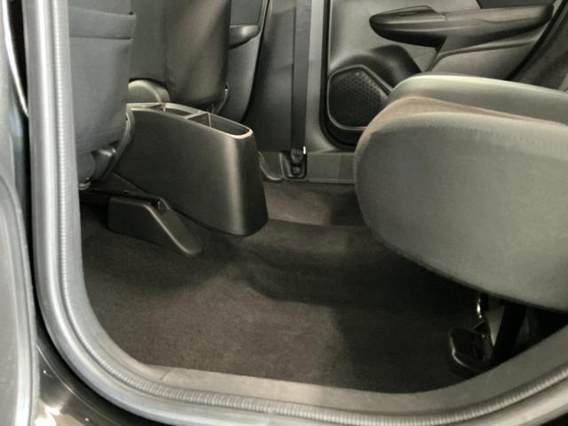 フィット13G・Fパッケージ 禁煙車 ワンオーナー ナビTV ETC1年保証 禁煙車 ワンオーナー ナビTV ETC バックカメラ 後席モニター Bluetooth スマートキー プッシュスタート 横滑り防止装置 オートライト オートエアコン ドアバイザー(兵庫県)の中古車