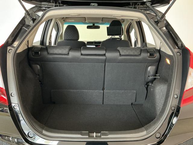 フィット13G・Fパッケージ 禁煙車 ワンオーナー ナビTV ETC1年保証 禁煙車 ワンオーナー ナビTV ETC バックカメラ 後席モニター Bluetooth スマートキー プッシュスタート 横滑り防止装置 オートライト オートエアコン ドアバイザー(兵庫県)の中古車