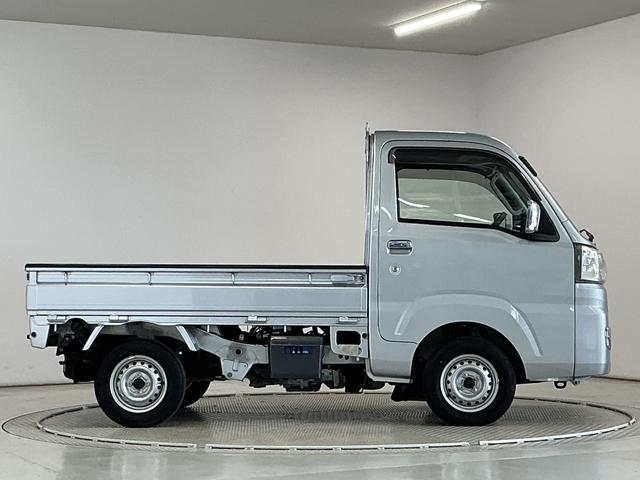 ハイゼットトラックエクストラＳＡIIIｔ　４ＷＤ　ワンオーナー　ＣＤ　ＥＴＣ走行無制限１年保証　４ＷＤ　ワンオーナー　ＡＴ車　ＣＤオーディオ　ＥＴＣ　３方開　荷台作業灯　ゲートプロテクター　荷台マット　ＬＥＤヘッドライト　横滑り防止装置　キーレスエントリー　シートカバー（兵庫県）の中古車