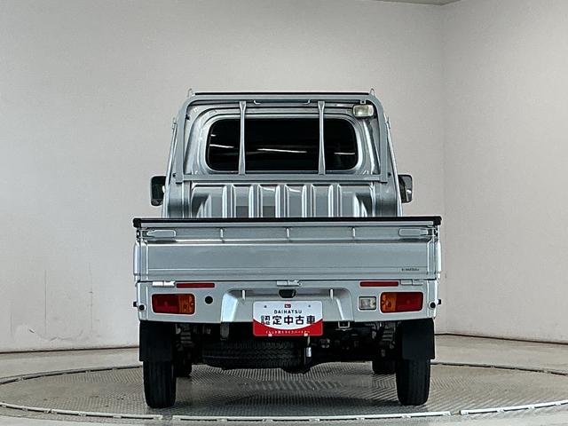 ハイゼットトラックエクストラＳＡIIIｔ　４ＷＤ　ワンオーナー　ＣＤ　ＥＴＣ走行無制限１年保証　４ＷＤ　ワンオーナー　ＡＴ車　ＣＤオーディオ　ＥＴＣ　３方開　荷台作業灯　ゲートプロテクター　荷台マット　ＬＥＤヘッドライト　横滑り防止装置　キーレスエントリー　シートカバー（兵庫県）の中古車