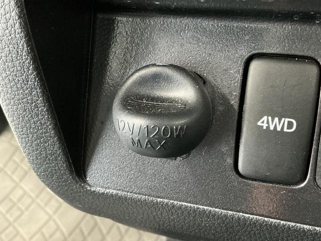 ハイゼットトラックエクストラＳＡIIIｔ　４ＷＤ　ワンオーナー　ＣＤ　ＥＴＣ走行無制限１年保証　４ＷＤ　ワンオーナー　ＡＴ車　ＣＤオーディオ　ＥＴＣ　３方開　荷台作業灯　ゲートプロテクター　荷台マット　ＬＥＤヘッドライト　横滑り防止装置　キーレスエントリー　シートカバー（兵庫県）の中古車