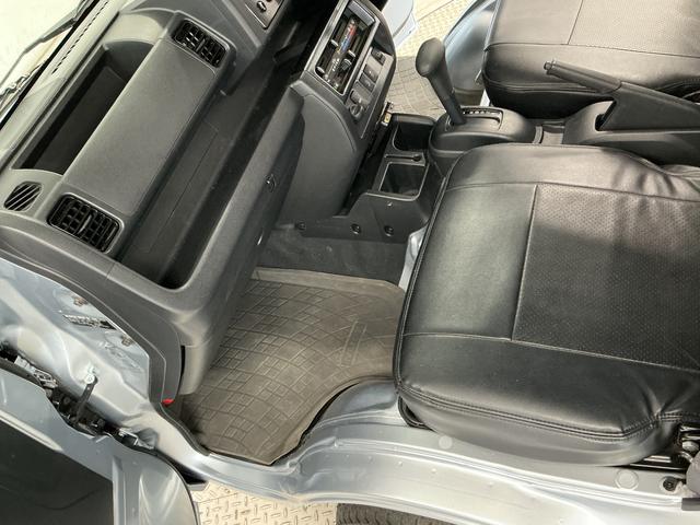 ハイゼットトラックエクストラＳＡIIIｔ　４ＷＤ　ワンオーナー　ＣＤ　ＥＴＣ走行無制限１年保証　４ＷＤ　ワンオーナー　ＡＴ車　ＣＤオーディオ　ＥＴＣ　３方開　荷台作業灯　ゲートプロテクター　荷台マット　ＬＥＤヘッドライト　横滑り防止装置　キーレスエントリー　シートカバー（兵庫県）の中古車