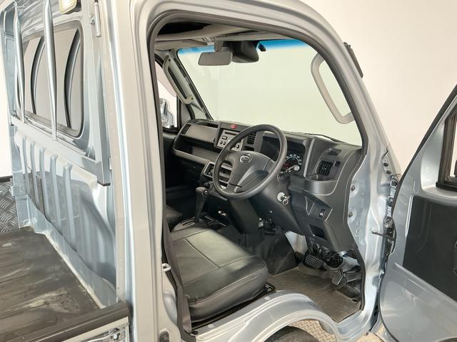 ハイゼットトラックエクストラＳＡIIIｔ　４ＷＤ　ワンオーナー　ＣＤ　ＥＴＣ走行無制限１年保証　４ＷＤ　ワンオーナー　ＡＴ車　ＣＤオーディオ　ＥＴＣ　３方開　荷台作業灯　ゲートプロテクター　荷台マット　ＬＥＤヘッドライト　横滑り防止装置　キーレスエントリー　シートカバー（兵庫県）の中古車