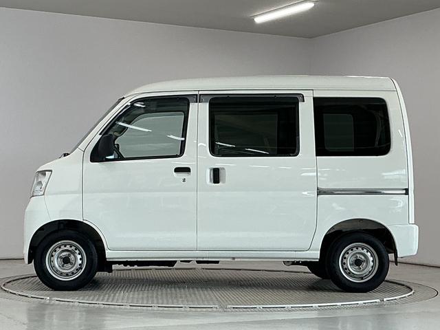 ハイゼットカーゴDX AT CDオーディオ ETC キーレスエントリー走行無制限1年保証 キーレスエントリー AT車 CDオーディオ ETC USB接続 ドアバイザー ヘッドライトレベライザー シガーソケット 両側スライドドア オーバーヘッドシェルフ インパネシフト(兵庫県)の中古車