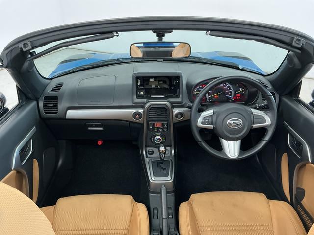 コペンエクスプレイ　ターボ　ＣＶＴ　シートヒーター　横滑り防止装置走行無制限１年保証　ＣＶＴ　電動オープン　シートヒーター　ＬＥＤヘッドライト　アイドリングストップ　プッシュスタート　横滑り防止装置　オートエアコン　フォグランプ　１６インチ純正アルミホイール（兵庫県）の中古車