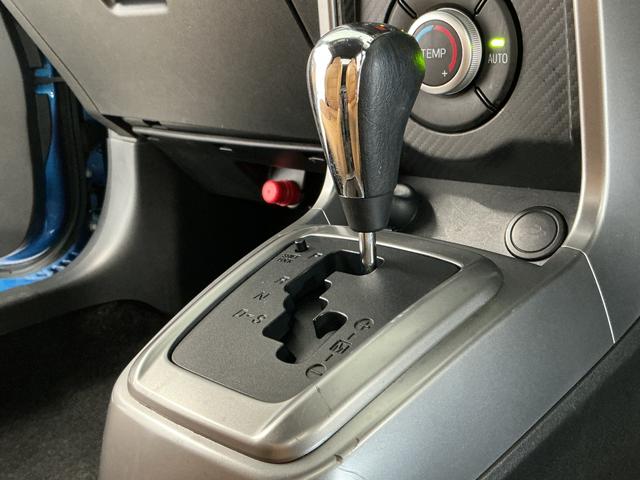 コペンエクスプレイ　ターボ　ＣＶＴ　シートヒーター　横滑り防止装置走行無制限１年保証　ＣＶＴ　電動オープン　シートヒーター　ＬＥＤヘッドライト　アイドリングストップ　プッシュスタート　横滑り防止装置　オートエアコン　フォグランプ　１６インチ純正アルミホイール（兵庫県）の中古車