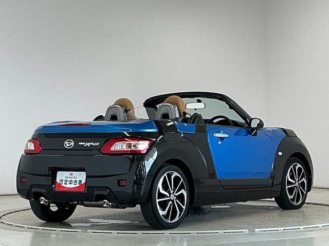 コペンエクスプレイ　ターボ　ＣＶＴ　シートヒーター　横滑り防止装置走行無制限１年保証　ＣＶＴ　電動オープン　シートヒーター　ＬＥＤヘッドライト　アイドリングストップ　プッシュスタート　横滑り防止装置　オートエアコン　フォグランプ　１６インチ純正アルミホイール（兵庫県）の中古車
