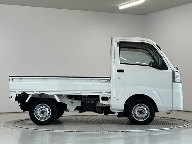 ハイゼットトラックスタンダードSAIIIt 4WD 5MT バックソナー走行無制限1年保証 4WD バックソナー MT車 3方開 ゲートプロテクター 荷台マット 荷台シート LEDヘッドライト 横滑り防止装置 オートライト ドアバイザー ヘッドライトレベライザー ラジオ(兵庫県)の中古車