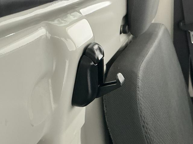ハイゼットトラックスタンダードSAIIIt 4WD 5MT バックソナー走行無制限1年保証 4WD バックソナー MT車 3方開 ゲートプロテクター 荷台マット 荷台シート LEDヘッドライト 横滑り防止装置 オートライト ドアバイザー ヘッドライトレベライザー ラジオ(兵庫県)の中古車