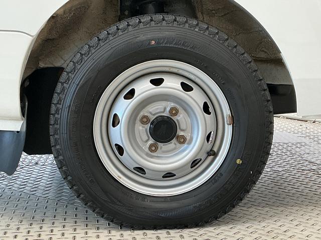 ハイゼットトラックスタンダードSAIIIt 4WD 5MT バックソナー走行無制限1年保証 4WD バックソナー MT車 3方開 ゲートプロテクター 荷台マット 荷台シート LEDヘッドライト 横滑り防止装置 オートライト ドアバイザー ヘッドライトレベライザー ラジオ(兵庫県)の中古車