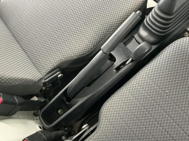 ハイゼットトラックEXT 4WD 5MT CDオーディオ 荷台作業灯 キーレス走行無制限1年保証 4WD 荷台作業灯 MT車 CDオーディオ キーレスエントリー 3方開 ゲートプロテクター 荷台マット リアゲートチェーン トランスファー デフロック ヘッドライトレベライザー(兵庫県)の中古車