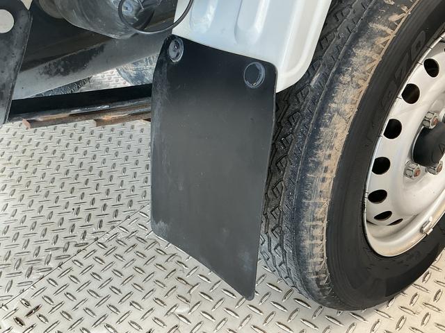 ハイゼットトラックEXT 4WD 5MT CDオーディオ 荷台作業灯 キーレス走行無制限1年保証 4WD 荷台作業灯 MT車 CDオーディオ キーレスエントリー 3方開 ゲートプロテクター 荷台マット リアゲートチェーン トランスファー デフロック ヘッドライトレベライザー(兵庫県)の中古車
