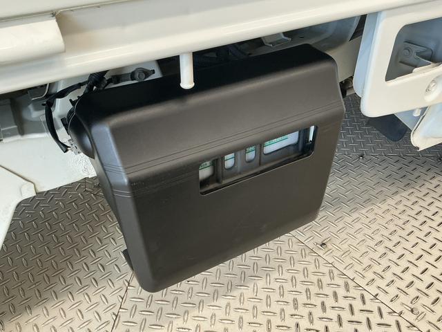 ハイゼットトラックEXT 4WD 5MT CDオーディオ 荷台作業灯 キーレス走行無制限1年保証 4WD 荷台作業灯 MT車 CDオーディオ キーレスエントリー 3方開 ゲートプロテクター 荷台マット リアゲートチェーン トランスファー デフロック ヘッドライトレベライザー(兵庫県)の中古車