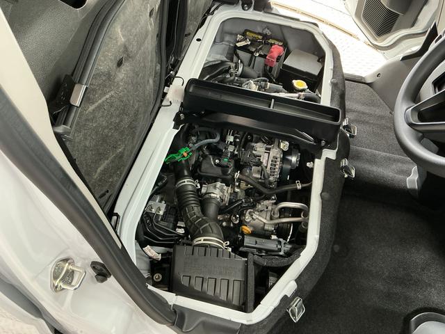 ハイゼットカーゴクルーズターボ CVT車 前後コーナーセンサー スマートキー走行無制限1年保証 前後コーナーセンサー CVT オートハイビーム LEDヘッドライト アイドリングストップ プッシュスタート 横滑り防止装置 オートライト アクセサリーソケット 電動格納ドアミラー(兵庫県)の中古車