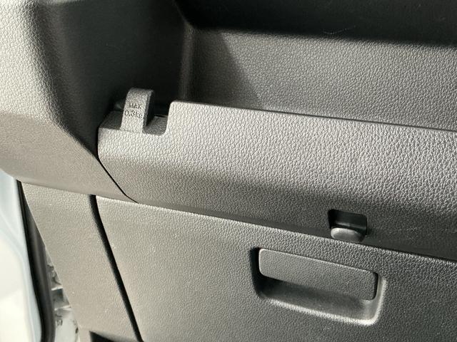 ハイゼットカーゴクルーズターボ CVT車 前後コーナーセンサー スマートキー走行無制限1年保証 前後コーナーセンサー CVT オートハイビーム LEDヘッドライト アイドリングストップ プッシュスタート 横滑り防止装置 オートライト アクセサリーソケット 電動格納ドアミラー(兵庫県)の中古車