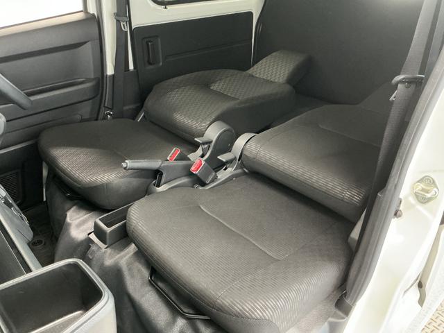 ハイゼットカーゴDX CVT ナビ ETC バックカメラ コーナーセンサー1年保証 CVT車 ナビ バックカメラ ETC 前後コーナーセンサー DVD オートハイビーム アイドリングストップ キーレス 横滑り防止装置 オートライト ドアバイザー ヘッドライトレベライザー(兵庫県)の中古車