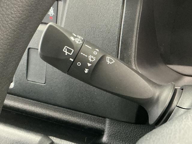 ハイゼットカーゴDX CVT ナビ ETC バックカメラ コーナーセンサー1年保証 CVT車 ナビ バックカメラ ETC 前後コーナーセンサー DVD オートハイビーム アイドリングストップ キーレス 横滑り防止装置 オートライト ドアバイザー ヘッドライトレベライザー(兵庫県)の中古車