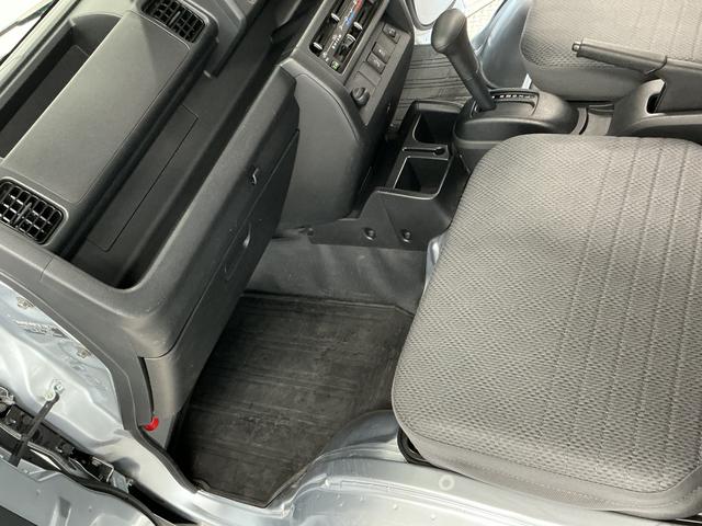 ハイゼットトラックスタンダードＳＡIIIｔ　ＡＴ　１オーナー　ドラレコ　３方開走行無制限１年保証　ＡＴ車　ワンオーナー　ドラレコ　３方開　ゲートプロテクター　荷台マット　ＬＥＤヘッドライト　キーレスエントリー　横滑り防止装置　ドアバイザー　ヘッドライトレベライザー　フォグランプ（兵庫県）の中古車