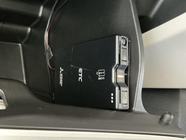 スイフトハイブリッドMX MT ナビ ETC クルコン スマートキー1年保証 ナビ USB接続 スマートキー MT車 ETC アダプティブクルーズコントロール 前後コーナーセンサー シートヒーター ブラインドスポットモニター 衝突軽減ブレーキ 16インチアルミホイール(兵庫県)の中古車