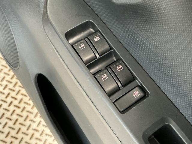 プレオプラスF スマートアシスト 1オーナー CD 前後コーナーセンサー走行無制限1年保証 前後コーナーセンサー ワンオーナー CDオーディオ オートハイビーム アイドリングストップ キーレスエントリー 横滑り防止装置 オートライト ドアバイザー ヘッドライトレベライザー(兵庫県)の中古車