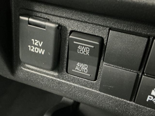 ハイゼットトラックスタンダード　３モード電子制御式４ＷＤ　ＣＶＴ　３方開走行無制限１年保証　前後コーナーセンサー　３モード電子制御式４ＷＤ　ＣＶＴ車　３方開　オートハイビーム　アイドリングストップ　横滑り防止装置　オートライト　ヘッドライトレベライザー　スマートアシスト（兵庫県）の中古車