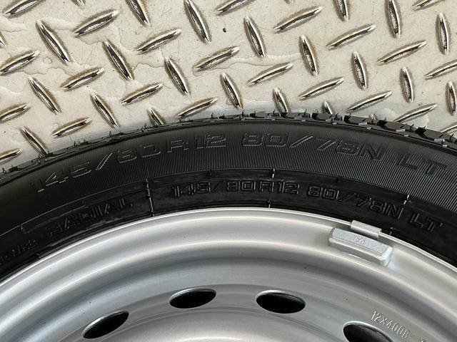 ハイゼットトラックスタンダード　３モード電子制御式４ＷＤ　ＣＶＴ　３方開走行無制限１年保証　前後コーナーセンサー　３モード電子制御式４ＷＤ　ＣＶＴ車　３方開　オートハイビーム　アイドリングストップ　横滑り防止装置　オートライト　ヘッドライトレベライザー　スマートアシスト（兵庫県）の中古車