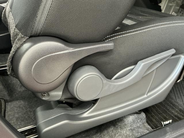 タフトGターボ クロムベンチャー クルコン 前後コーナーセンサー走行無制限1年保証 前後コーナーセンサー アダプティブクルーズコントロール シートヒーター オートハイビーム オートブレーキホールド スマートキー スカイフィールトップ 15インチ純正アルミホイール(兵庫県)の中古車