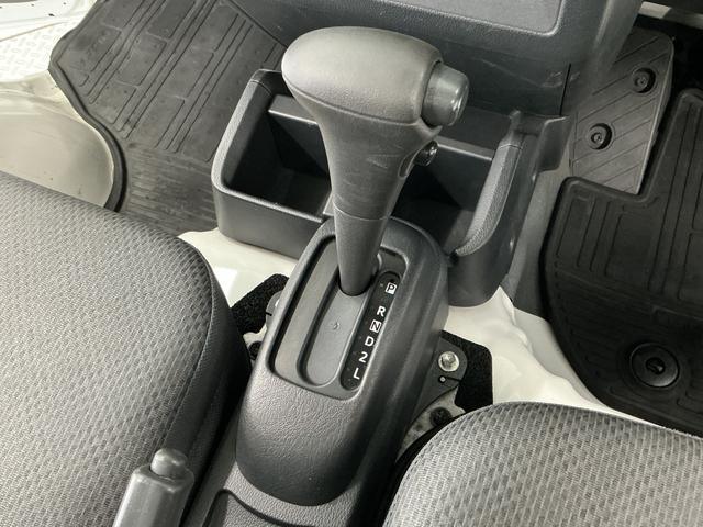 ハイゼットトラックスタンダード AT 3方開 ラジオ ドアバイザー エアコン走行無制限1年保証 AT車 ドアバイザー 3方開 ラジオ シガーソケット ヘッドライトレベライザー スペアタイヤ マニュアルエアコン ラバーフロアマット バッテリーカバー マッドガード(兵庫県)の中古車