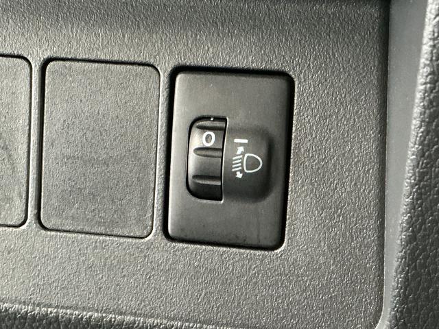 ハイゼットトラックスタンダード AT 3方開 ラジオ ドアバイザー エアコン走行無制限1年保証 AT車 ドアバイザー 3方開 ラジオ シガーソケット ヘッドライトレベライザー スペアタイヤ マニュアルエアコン ラバーフロアマット バッテリーカバー マッドガード(兵庫県)の中古車