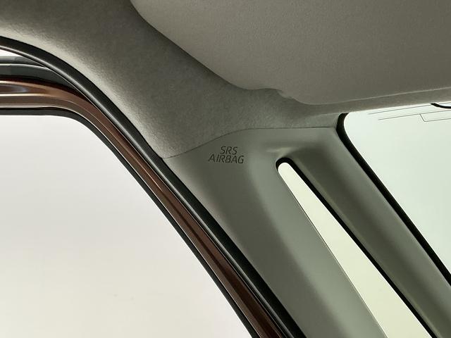 ムーヴX 片側電動スライドドア 前後コーナーセンサー スマートキー走行無制限1年保証 片側電動スライドドア 前後コーナーセンサー オートハイビーム LEDヘッドライト 横滑り防止装置 スマートキー オートライト オートエアコン 電動格納ドアミラー USBチャージャー(兵庫県)の中古車