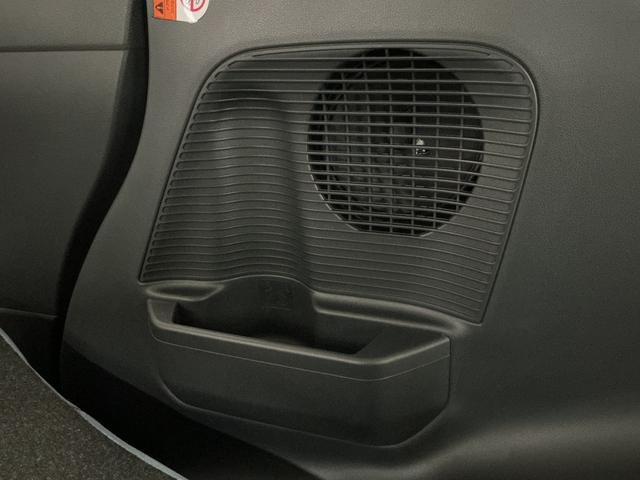 ムーヴキャンバスストライプスＧ　両側電動スライドドア　前後コーナーセンサー走行無制限１年保証　両側電動スライドドア　前後コーナーセンサー　前席シートヒーター　ホットカップホルダー　オートハイビーム　ＬＥＤヘッドライト　プッシュスタート　横滑り防止装置　オートエアコン（兵庫県）の中古車