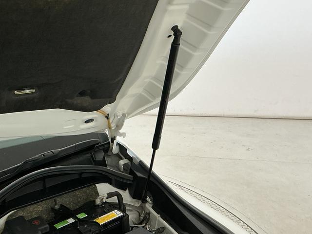マークＸ２５０Ｓ　ナビＴＶ　ＥＴＣ　バックカメラ　パドルシフト１年保証　ナビＴＶ　ＥＴＣ　バックカメラ　衝突軽減ブレーキ　パドルシフト　コーナーポール　パワーシート　電動チルト／テレスコピックステアリング　オートクルーズコントロール　１６インチアルミホイール（兵庫県）の中古車