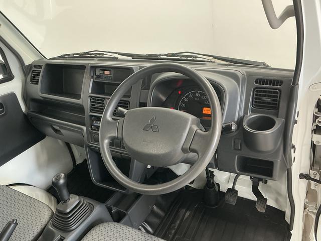 ミニキャブトラック 中古車 Ｍ　４ＷＤ　５ＭＴ　３方開　ゲートプロテクター　荷台マット走行無制限１年保証　４ＷＤ　荷台マット　５ＭＴ　３方開　ゲートプロテクター　リアゲートチェーン　ドアバイザー　ヘッドライトレベライザー　ラジオ　スペアタイヤ　シガーソケット　ラバーフロアマット