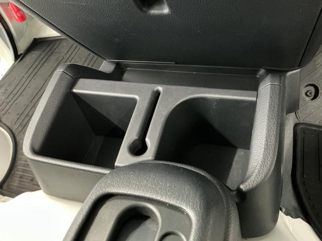 ハイゼットトラックジャンボ　ＡＴ　ワンオーナー　ＣＤオーディオ　荷台作業灯走行無制限１年保証　ワンオーナー　ＡＴ車　ＣＤオーディオ　３方開　荷台作業灯　ゲートプロテクター　リアゲートチェーン　キーレスエントリー　ヘッドライトレベライザー　マニュアルエアコン　スペアタイヤ（兵庫県）の中古車