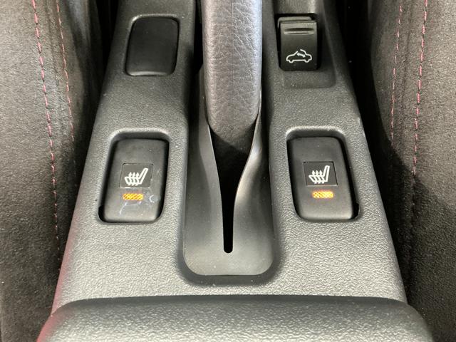 コペンローブ S 禁煙 CVT CDオーディオ パドルシフト走行無制限1年保証 CVT パドルシフト 禁煙車 CDオーディオ USB接続 シートヒーター LEDヘッドライト 横滑り防止装置 レカロシート ビルシュタイン製ショック 16インチ純正アルミホイール(兵庫県)の中古車