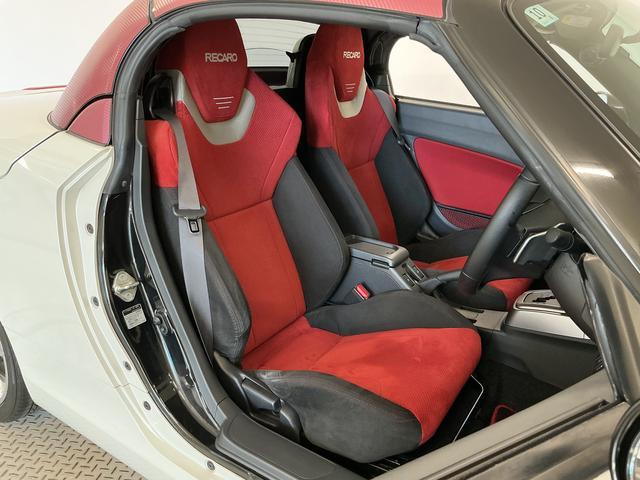 コペンローブ S 禁煙 CVT CDオーディオ パドルシフト走行無制限1年保証 CVT パドルシフト 禁煙車 CDオーディオ USB接続 シートヒーター LEDヘッドライト 横滑り防止装置 レカロシート ビルシュタイン製ショック 16インチ純正アルミホイール(兵庫県)の中古車